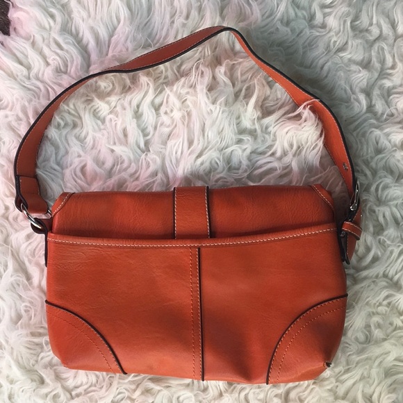 Shoulder purse in burnt orange - Picture 2 of 5